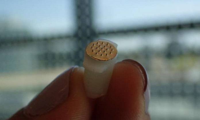 New microneedle drug monitoring system to painlessly monitor drugs in bloodstream