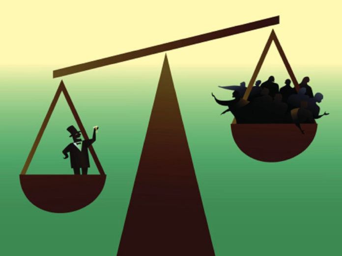 Study Suggests Income Inequality Pushes People to Take Greater Risks