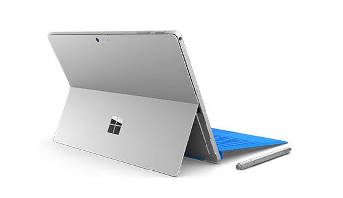 Microsoft Out to Regain Ground in Schools With Surface Laptop