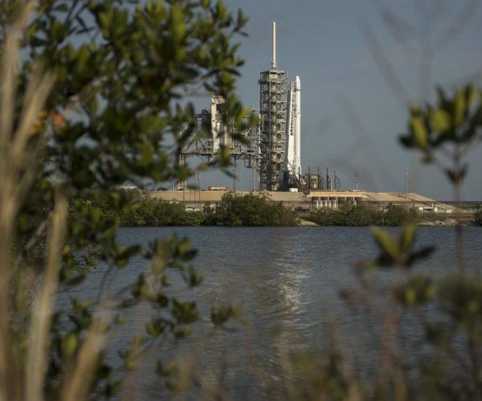 SpaceX Postpones Launching of Its First Recycled Cargo Ship