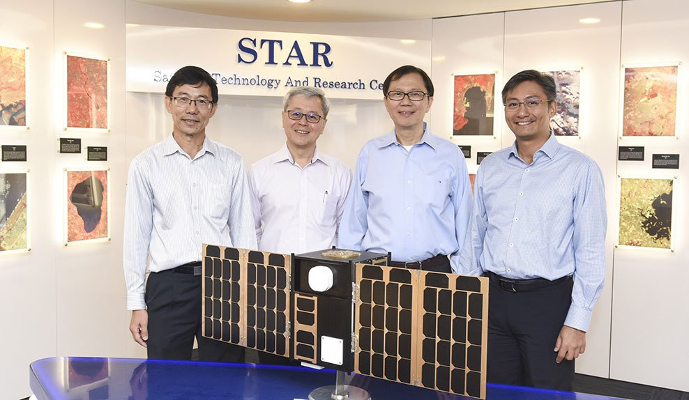 From left: Professor Low Kay Soon, Director of Satellite Technology and Research Centre (STAR); Professor Chua Kee Chaing, Dean of NUS Faculty of Engineering; Professor Ho Teck Hua, NUS Senior Deputy President and Provost; and Mr Cheong Chee Hoo, Chief Executive Officer of DSO National Laboratories, at the launch of STAR.