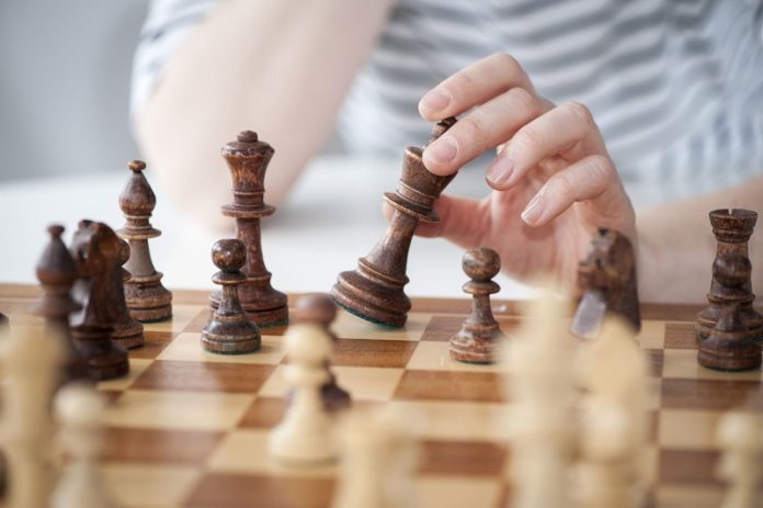 Female chess players beat expectations when playing chess against men, study