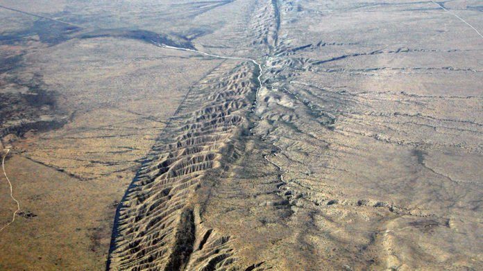 A section of the San Andreas Fault on the Carrizo Plain in California. Image: Doc Searls/Flickr