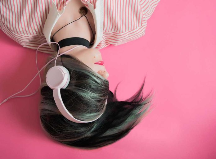 Listening to the music you love makes your brain release more dopamine