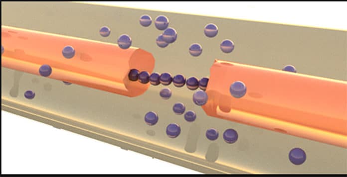 A suspension of copper particles fixes breaks in electronic connections, providing a possible way to heal damaged circuits.