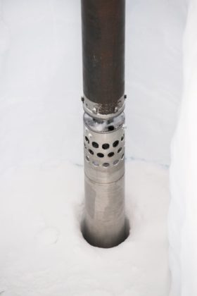 Ice core drill in action (Photo: Tony Fleming)