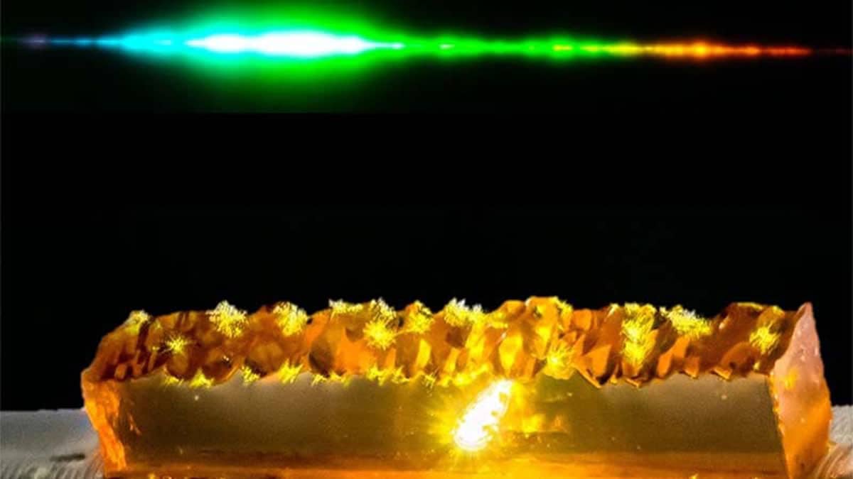 Supercontinuum generation caught on camera. Credit: Heriot-Watt University