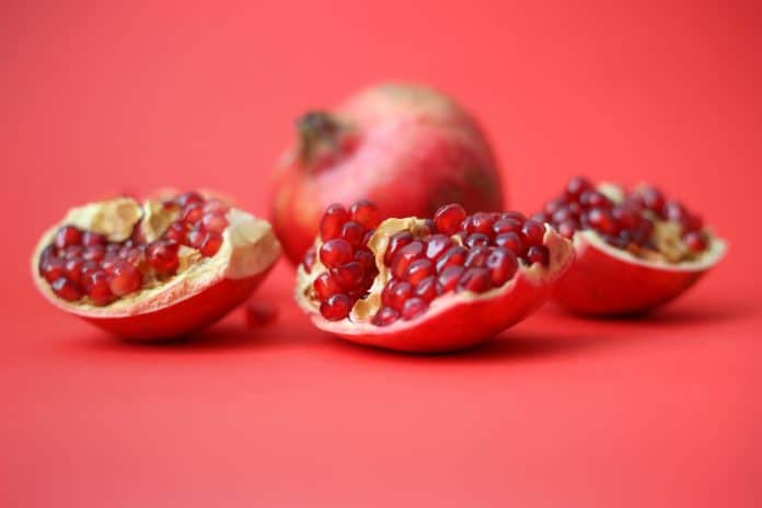 pomegranate husk can prevent breast cancer