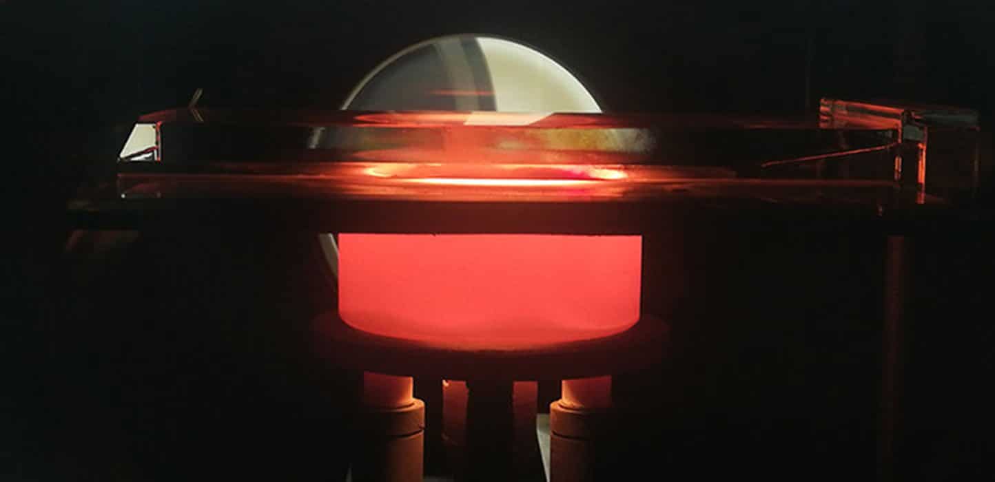 This MOCVD machine is the key technology needed to achieve bright red LEDs. Credit: © 2020 KAUST