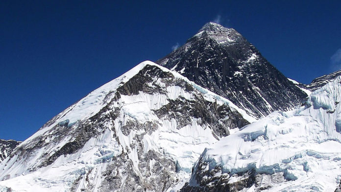 Image showing snow on mount everest