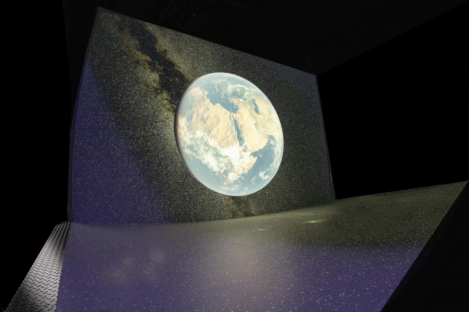 EPFL’s Virtual Space Tour