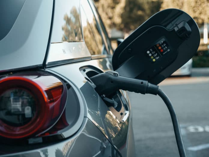 Study finds electric vehicles provide lower carbon emissions through additional channels