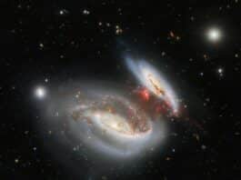 ‘Taffy Galaxies’ Collide, Leave Behind Bridge of Star-Forming Material