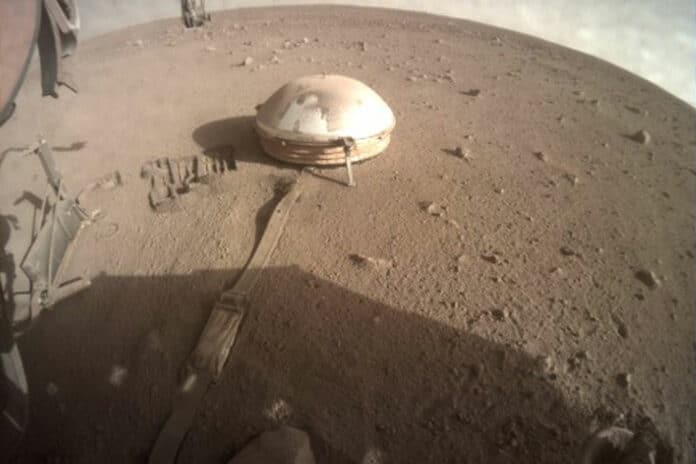 InSight mission’s seismometer