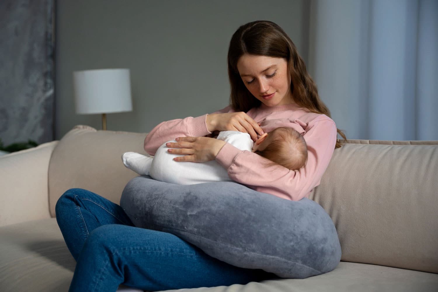 Image showing breastfeeding woman