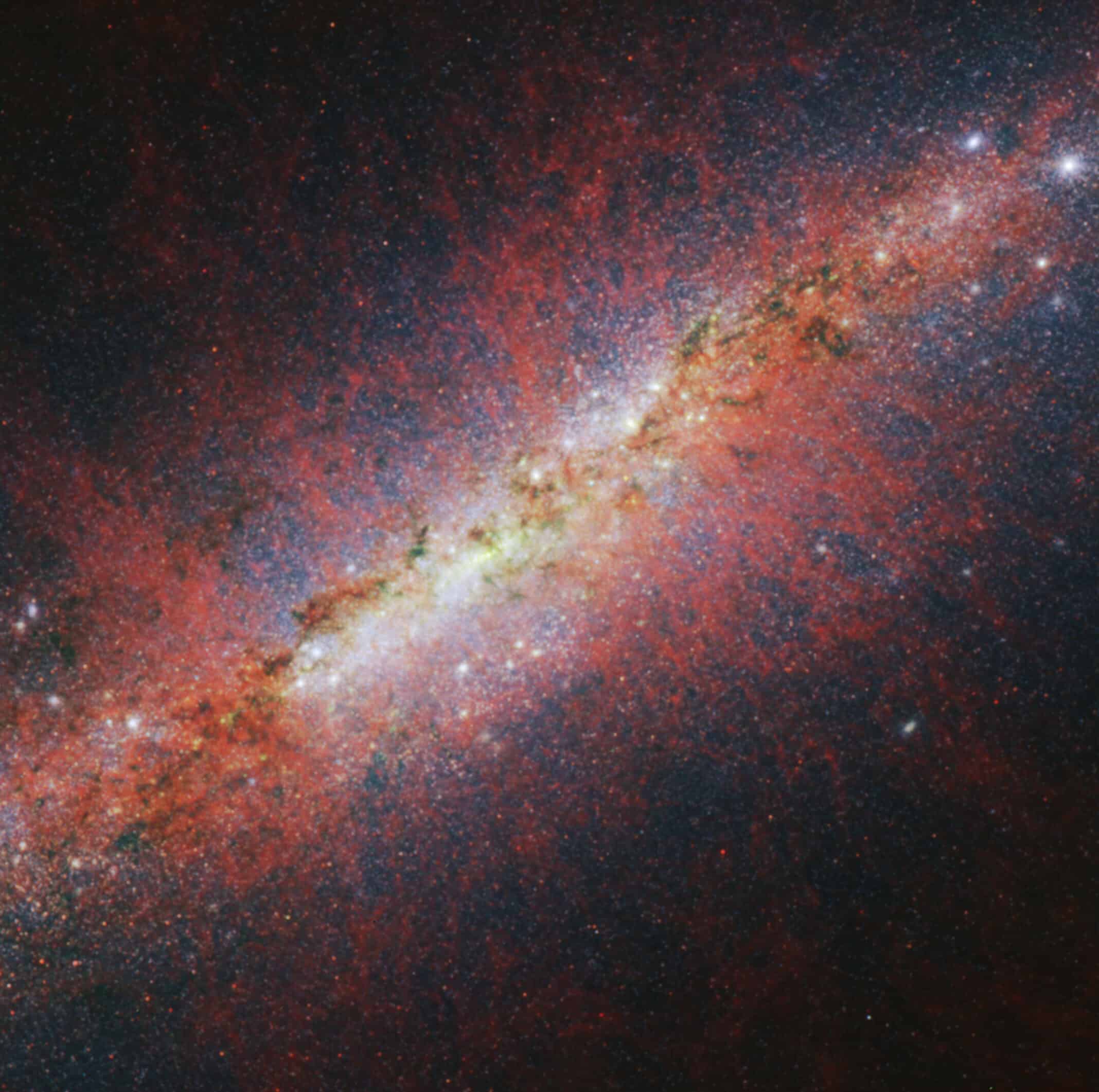 M82 (NIRCam image - longer wavelengths)