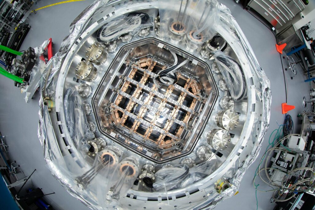 Cryostat Close-up. Credit: Andy Freeberg/SLAC National Accelerator Laboratory