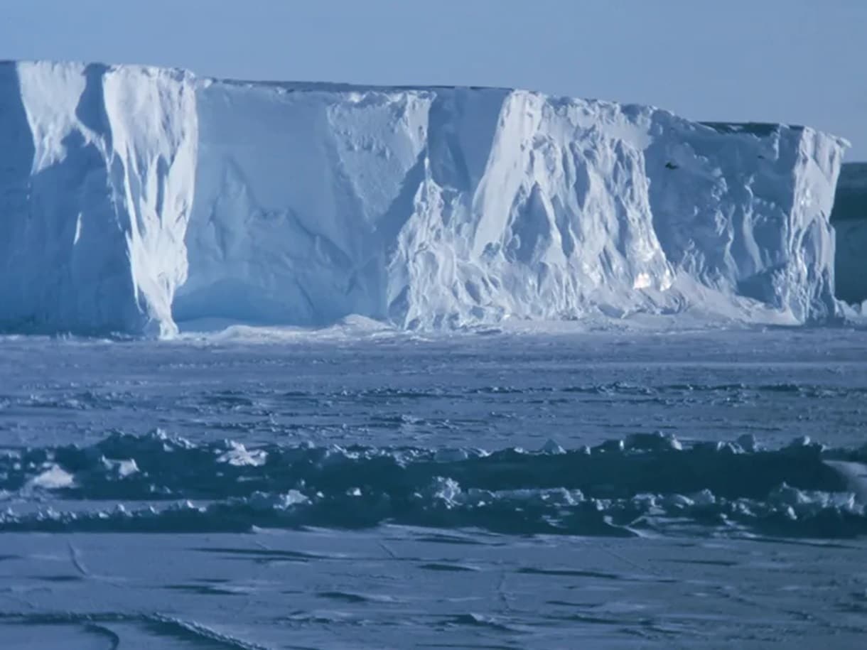 Ross Ice Shelf. Credit: Michael Van Woert, NOAA NESDIS, ORA