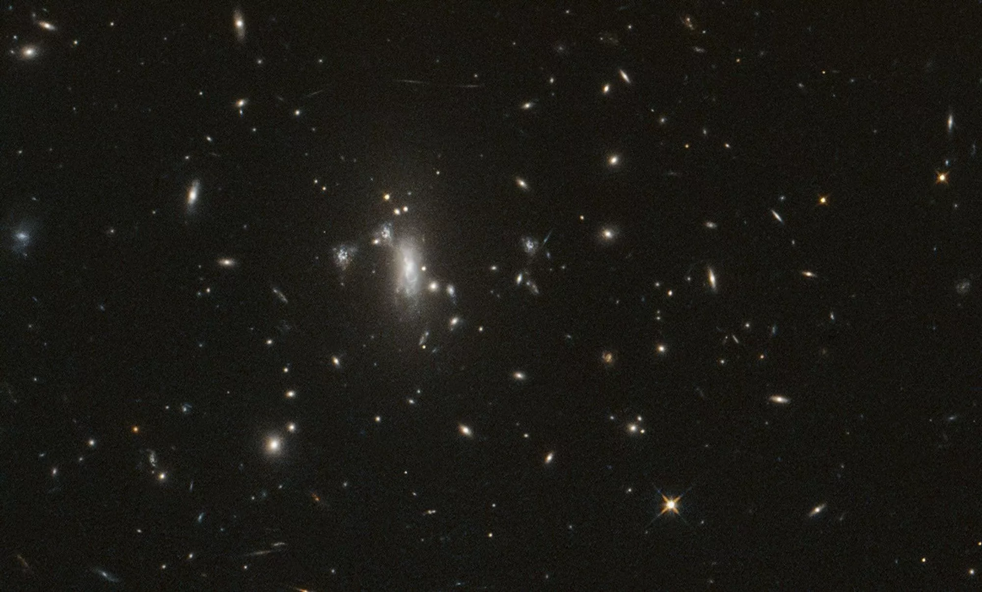 Hubble hits 200,000 orbits, targets universe expansion mystery